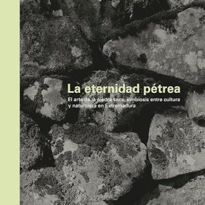 LA ETERNIDAD PÉTREA