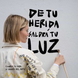 DE TU HERIDA SALDRÁ TU LUZ